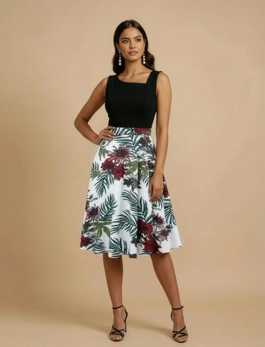 Vestido midi floral negro y verde acampanado grande