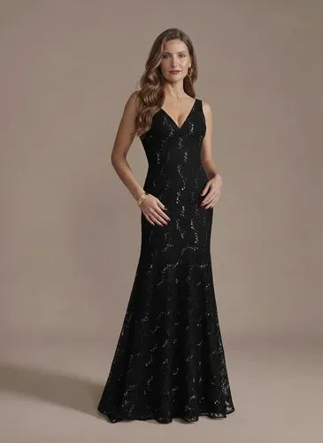 Vestido largo de encaje corte sirena